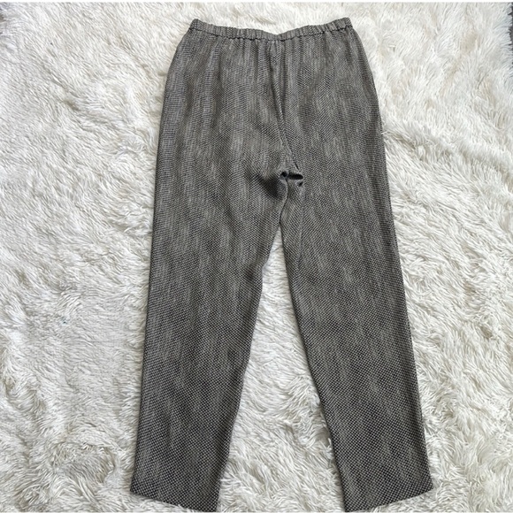 Eileen Fisher Elegant Black and cream chainette-print silk slouchy Pants - Picture 3 of 8